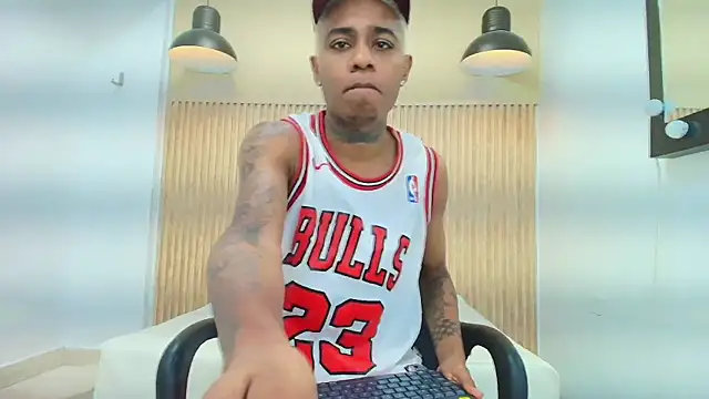 LUCA_TURNER Live Webcam on Stripchat