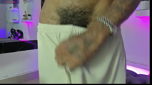 Rpoolrboy Live Webcam on Stripchat