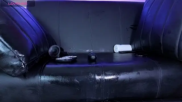 Alisson_Wynter webcam