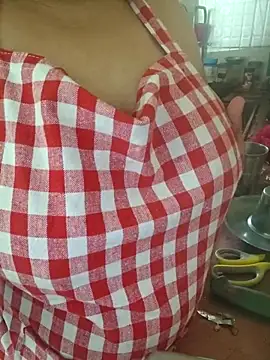 TamilDreamgirl08 webcam