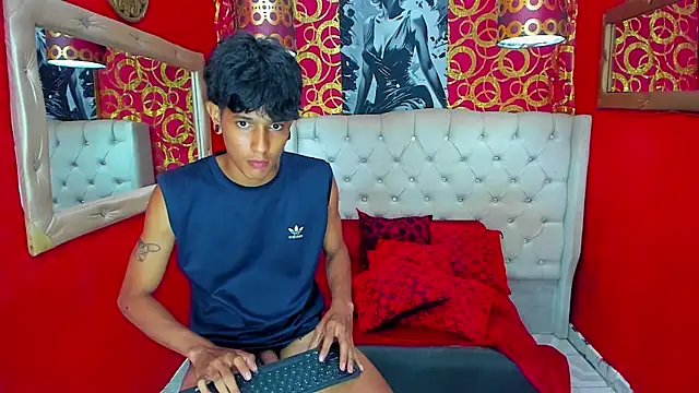 straightyoungpein webcam