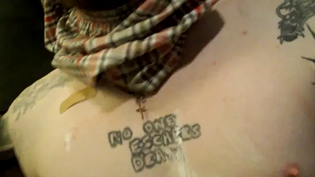 Magnetic127's live cam