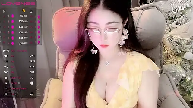 Monica-666888- webcam