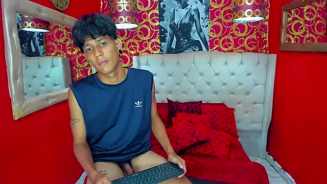 straightyoungpein webcam