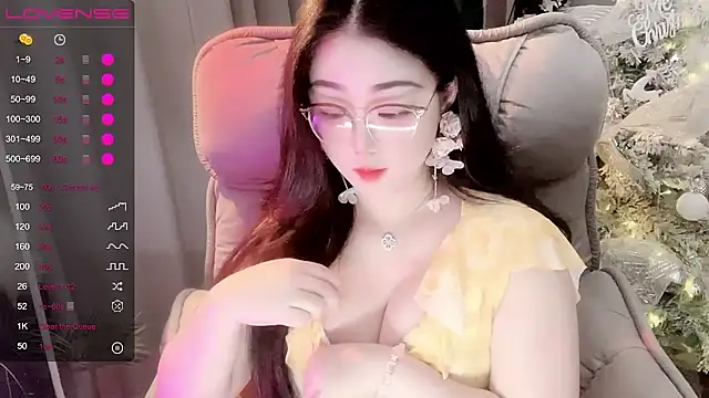 Monica-666888- webcam