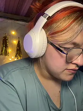 Sophia_Weest99 webcam