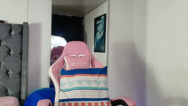 GraceWallace_ webcam