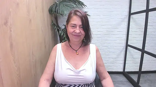 LindaPassionate webcam