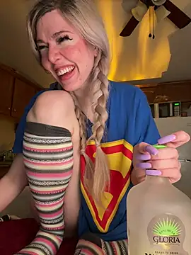 propertyofdaddy (F young) - Go outside and SQUATRIDE TOP G