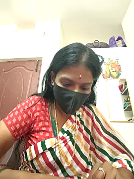 Tamil_Yalini12 webcam