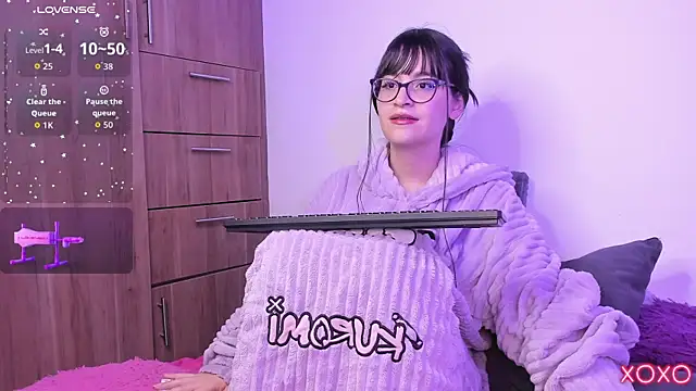 _urcutekitty - _urcutekitty's free webcam - UK Sex Cams