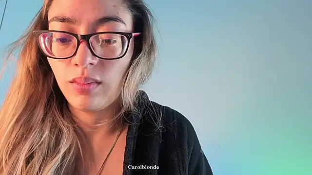 Carolblonde webcam