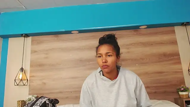 Lili_Lavander webcam