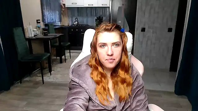 reginasmilee - Reginasmilee's free webcam - UK Sex Cams