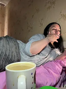 Naughtbaby_2025 webcam