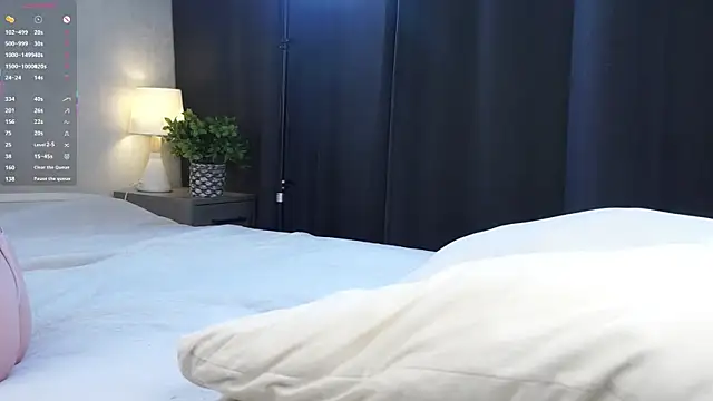 LettySlovacek webcam