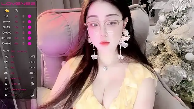 Monica-666888- webcam