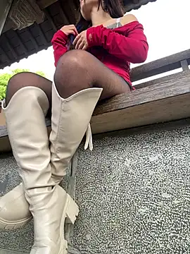 美女luna-sisi在线直播