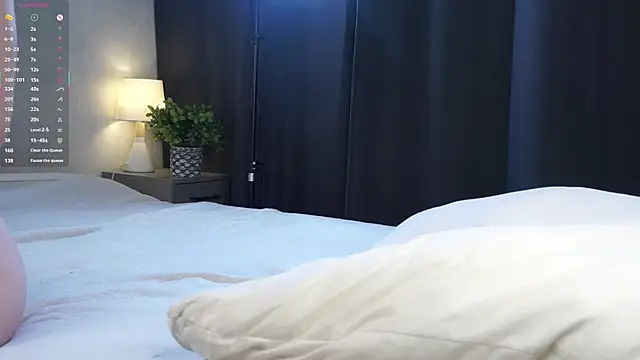 LettySlovacek webcam