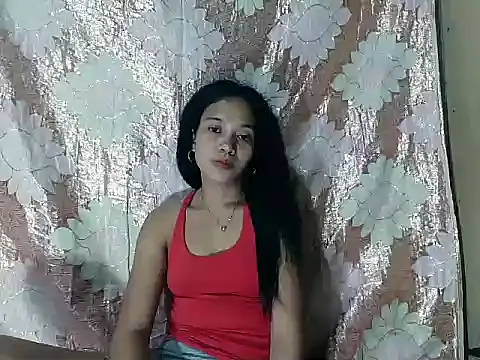 PinaySkinnyGirl webcam