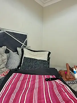 ThickianaRider webcam