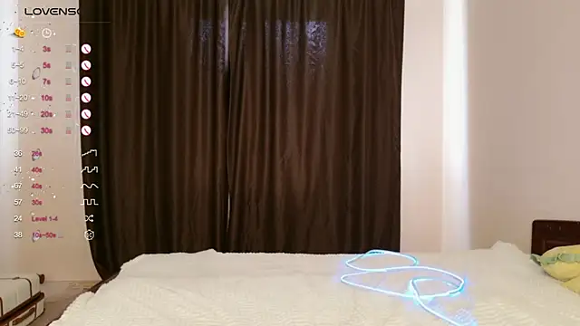 lilMelaniloveis webcam