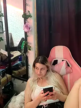 ScarletCallings_420 webcam