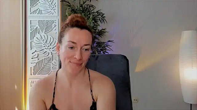 RebeccaMartinez webcam