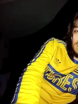 alexalejandro13 (M young) - CALIENTE DESNUDO CORRIDA