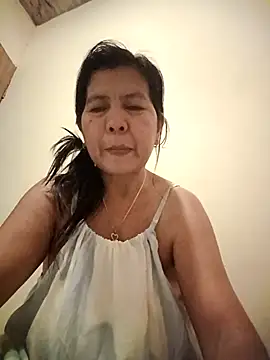 Webcam Model (TropicalFlower)  is live.Free join now!