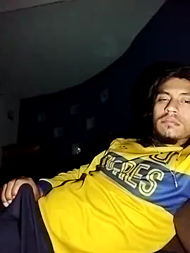 AlexAlejandro13 webcam