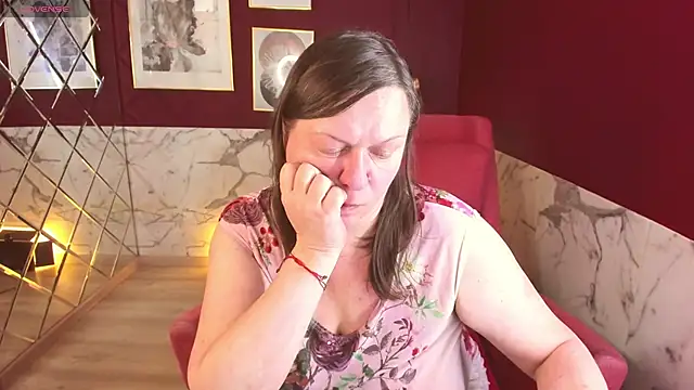 KellyPerfection webcam