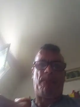 Robertino21cm webcam