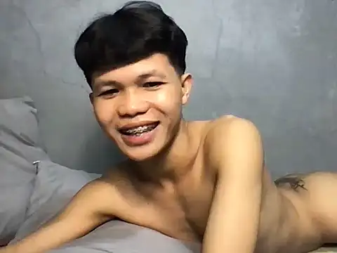 crazyasiantwink1 webcam