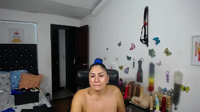 mature_bigboobs10 webcam