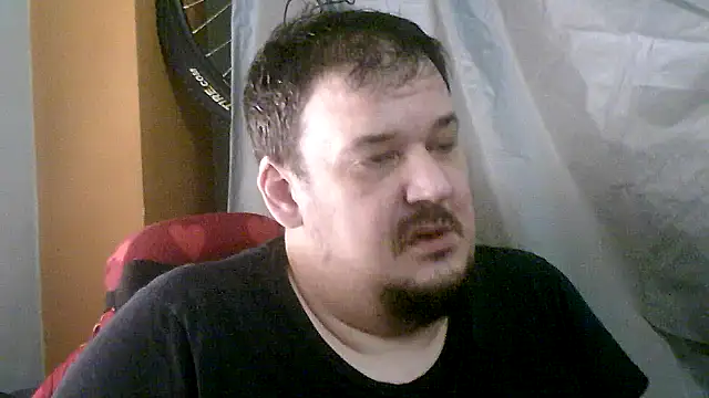 porkorossy (Ask my age) - cumshot