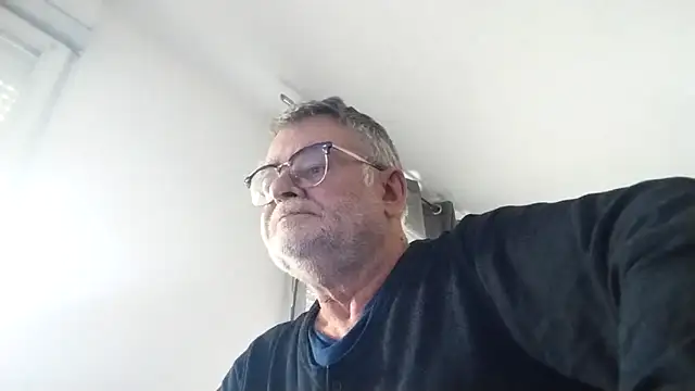 oura (M grandpa) - #bisexuals #brunettes #cam2cam #cheap-privates #chunky #flashing #french #grandpas #handjob #masturbation #small-audience #white