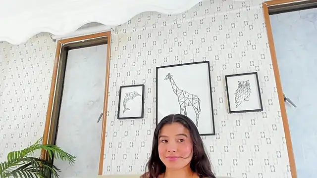 VictoriaKyros webcam