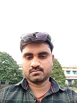 loyalboy_0052 webcam