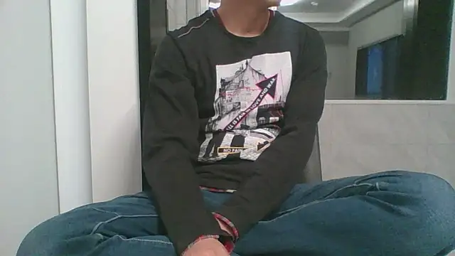 nole_china7 (Ask my age) - talk / fun / cum