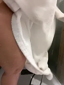 Webcam Model (lyajoliee)  is live.Free join now!