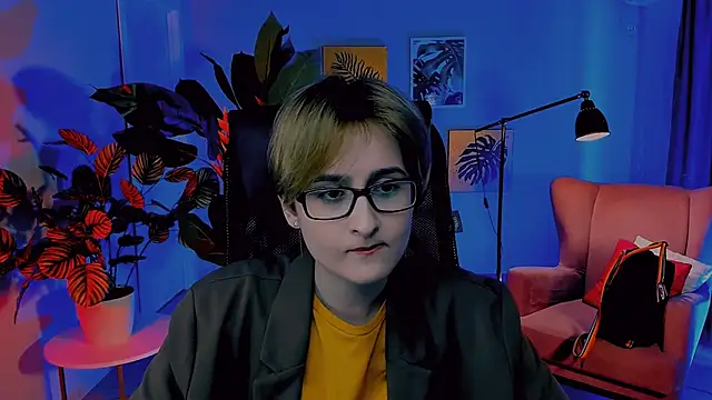 lixeluna - LixeLuna's free webcam - UK Sex Cams