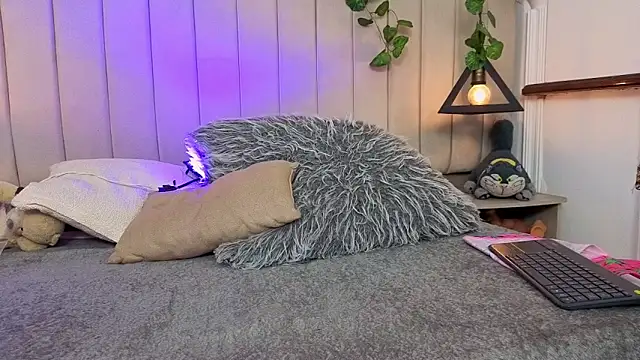 candygomez (F young) - welcome open my ass Naked CUM