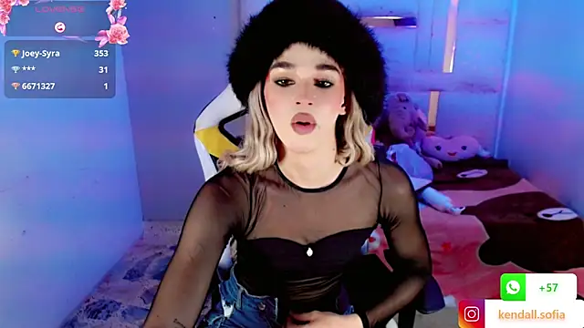 Sophiaa_doll_ webcam