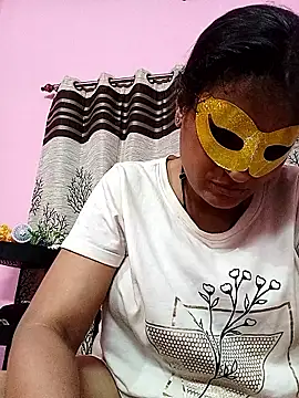 Webcam Model (Gullapi)  is live.Free join now!