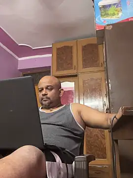 Dick_6inches_Delhi webcam