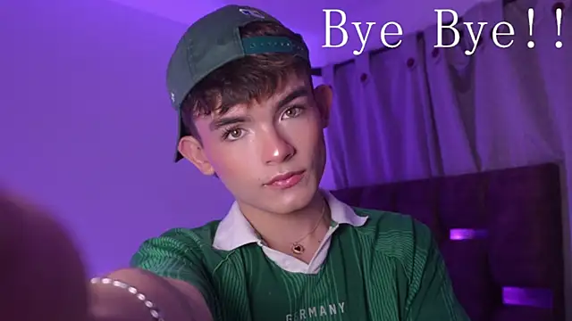 angelo_018 (M twink) - Naked and dick hard