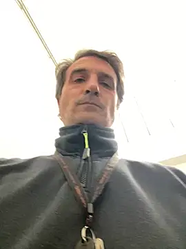 sasatimido (Ask my age) - Sega con sborrata in fabbrica