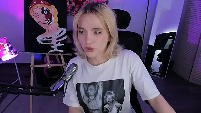 AuroraWrenfield webcam