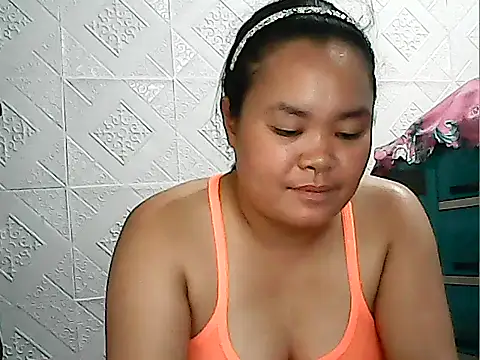 CreamyPussy4uxx webcam